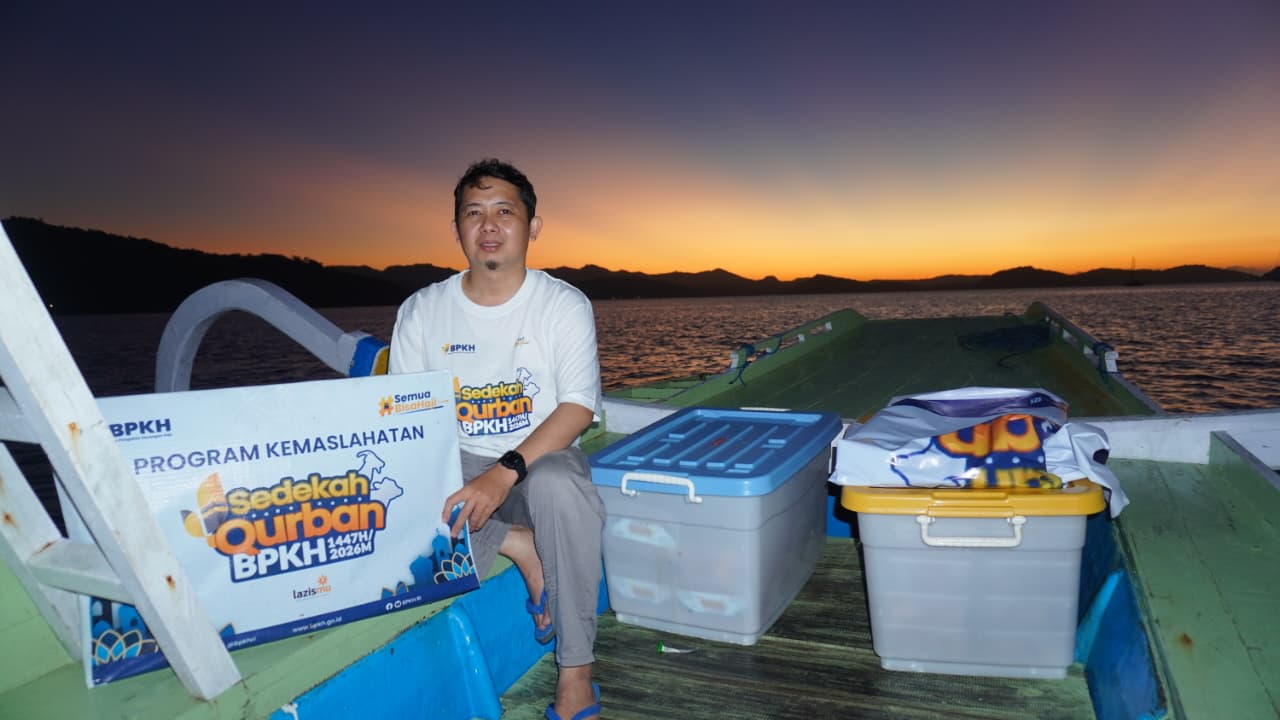 Senja di Sekotong, Berbagi Rasa Syukur