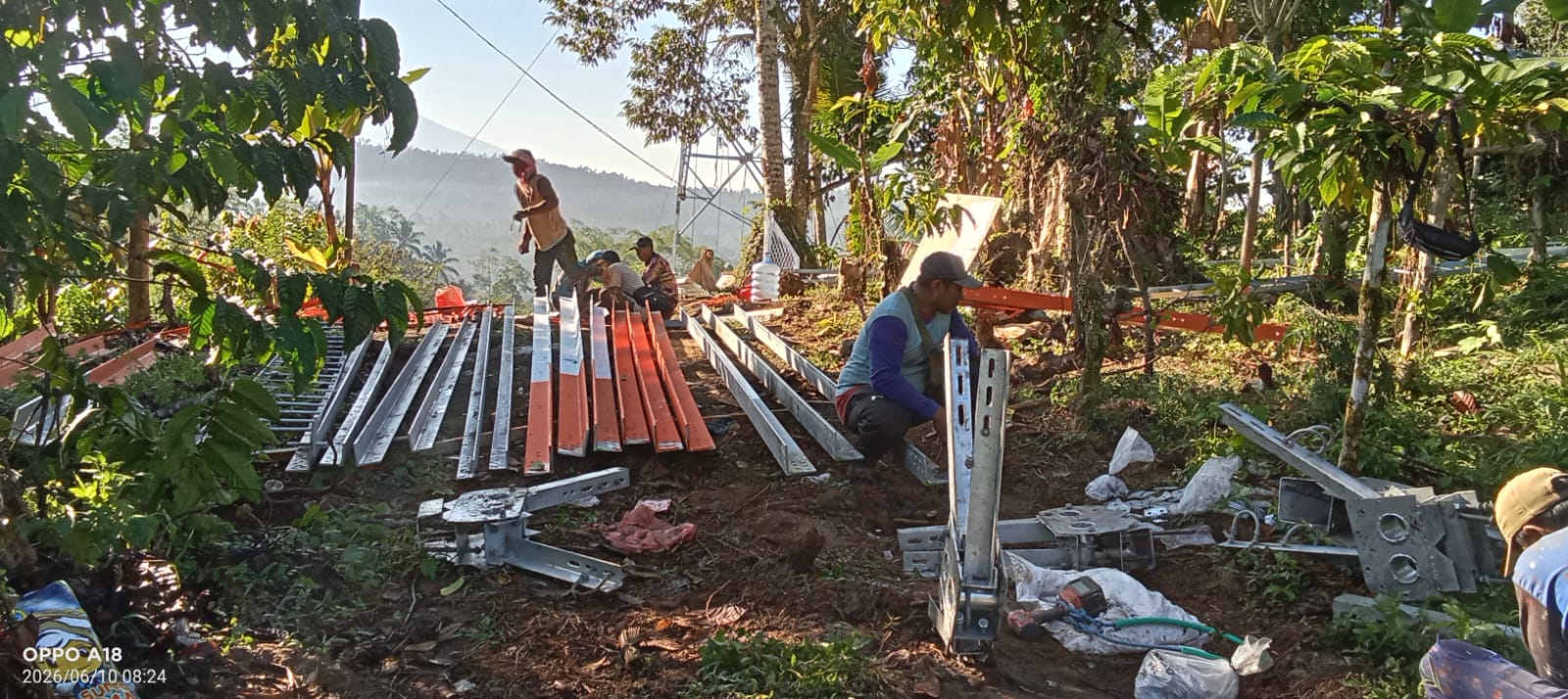 Tower Diduga Belum Kantongi Izin Lengkap, Proyek Tetap Berjalan: Ke Mana Pengawasan Perbekel, Camat, dan Pemkab Buleleng?